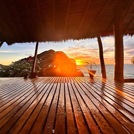 Shambala Madagascar: Beachfront Lodge And Adventures Ambolobozo Экстерьер фото