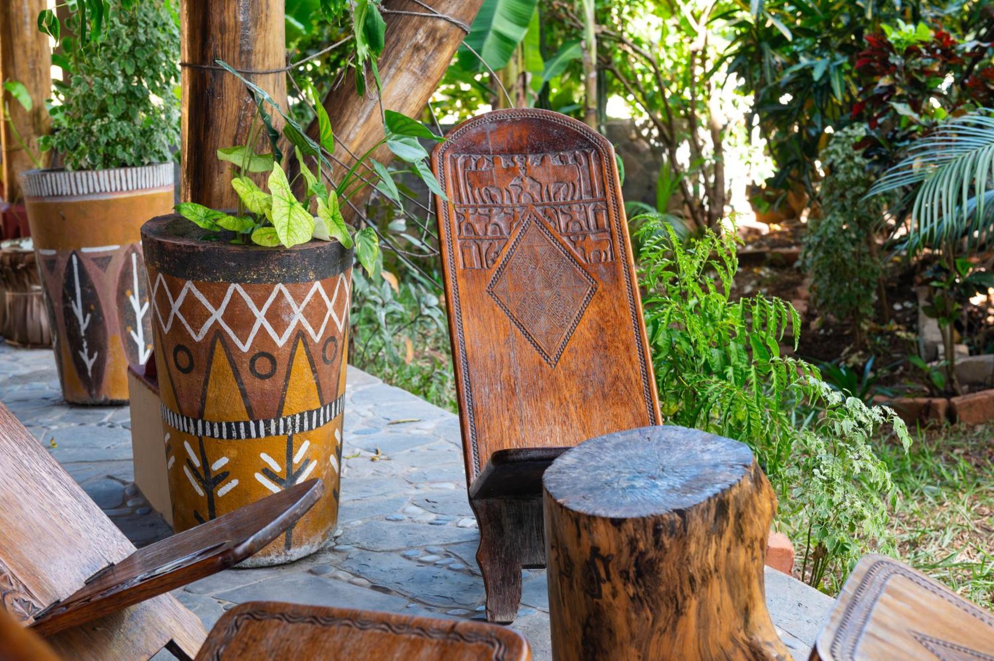 Shambala Madagascar: Beachfront Lodge And Adventures Ambolobozo Экстерьер фото